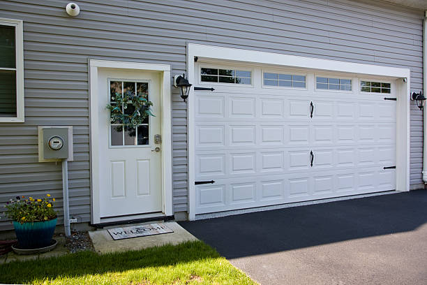 24/7 Emergency Garage Door Panel Replacement experts in Westworth Village, TX